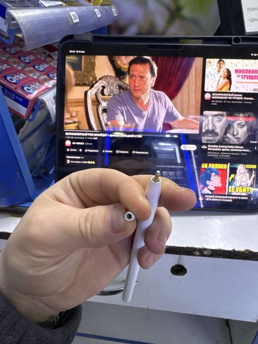 продам apple pencil 2