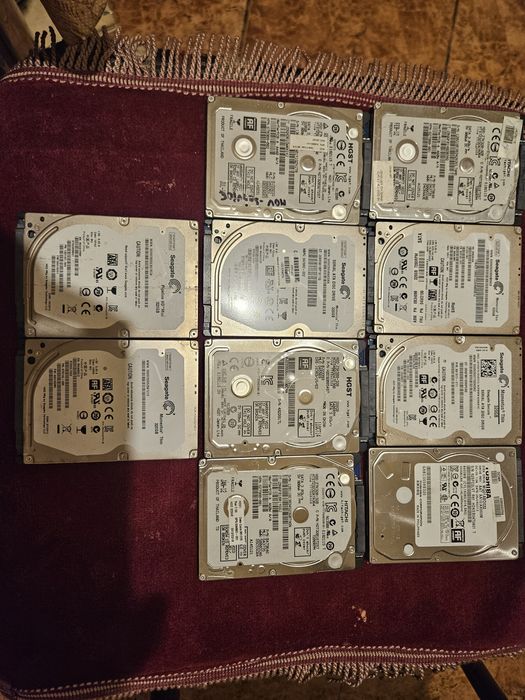 Lot 10 harduri laptop SATA 320gb SLIM 100% viata santinel