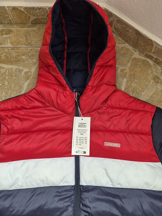 Geaca bărbați Jack Jones xl,noua