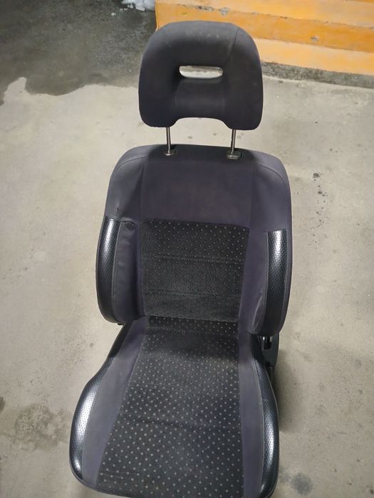 Продам автосиденье