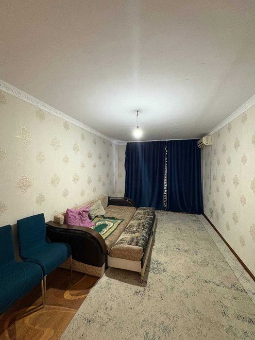 Продам 2 комнатную 8 марта