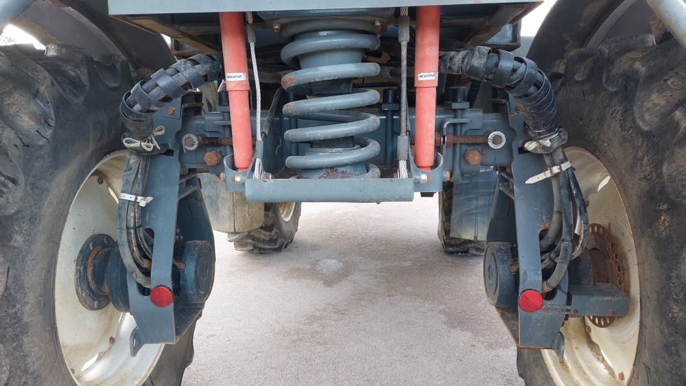 autopropulsata met libelula sprayer mig gunoiera coasa grebla