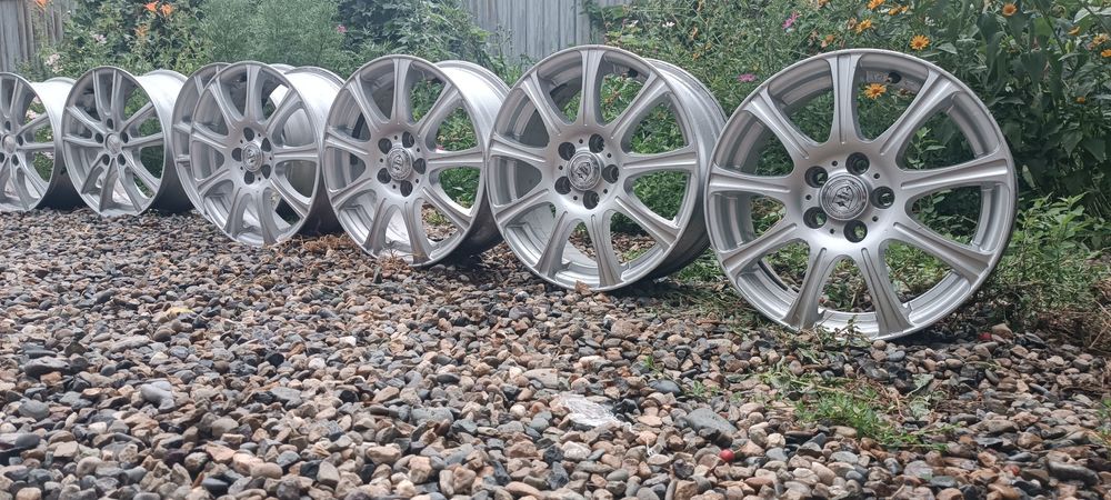 Продам комплект дисков привозные