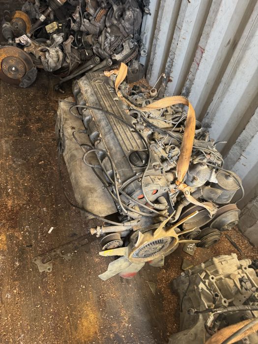 Продам матор ДВС двигатель на Мерседес 103