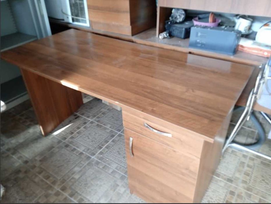 Продам столы производства Zeta