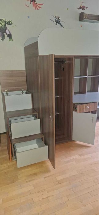 Комплект детско легло + бюро + гардероб + ракла