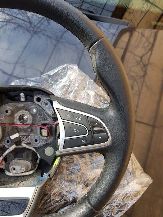 Volan renault 4 este nou