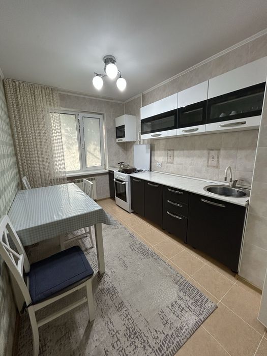 3 к.кв в 11 мкр.