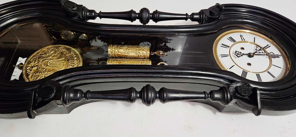 Ceas de perete cu pendula si 2 greutati Schutzmarke