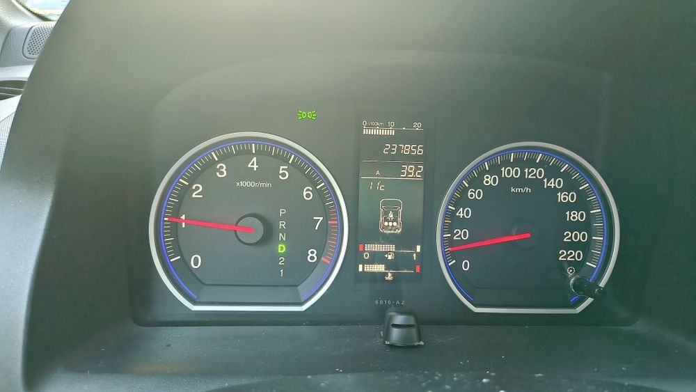 Продавам Honda crv 2.0 3та генерация бензин/автоматик
