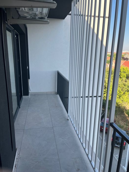 Apartament 3 camere, bloc nou, in zona Fratelia de inchiriat