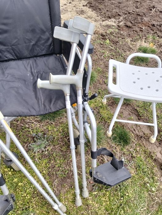Căruț handicap , cârje,scaun spălat