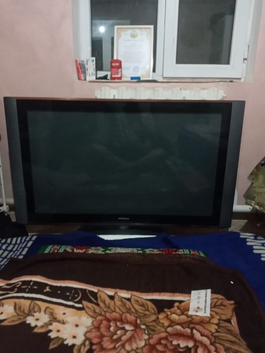 телевизор hitachi