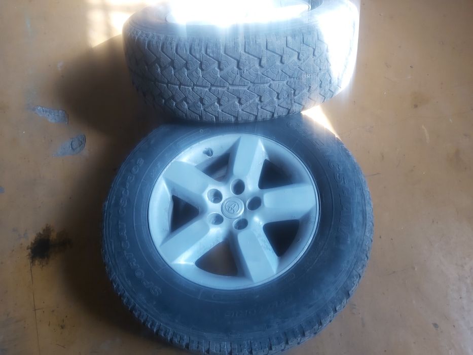 Джанти с гуми Тойота Рав 4 2003