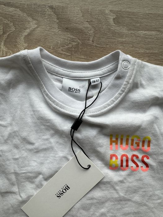 Tricou de copil Hugo Boss nou cu eticheta