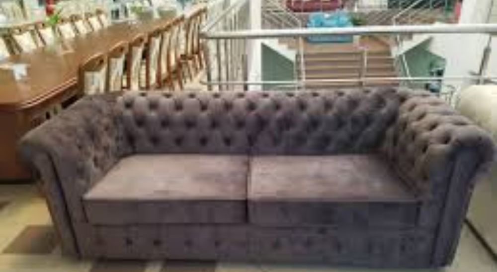 Диван в отличном состоянии 2,2 метра