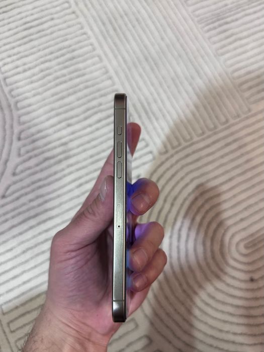 Продам iPhone 15pro Max 256gb