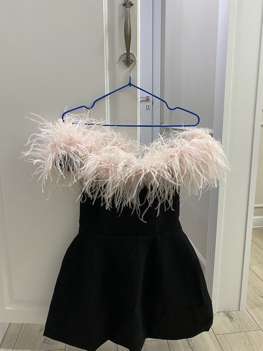 Продам платье модное стильное