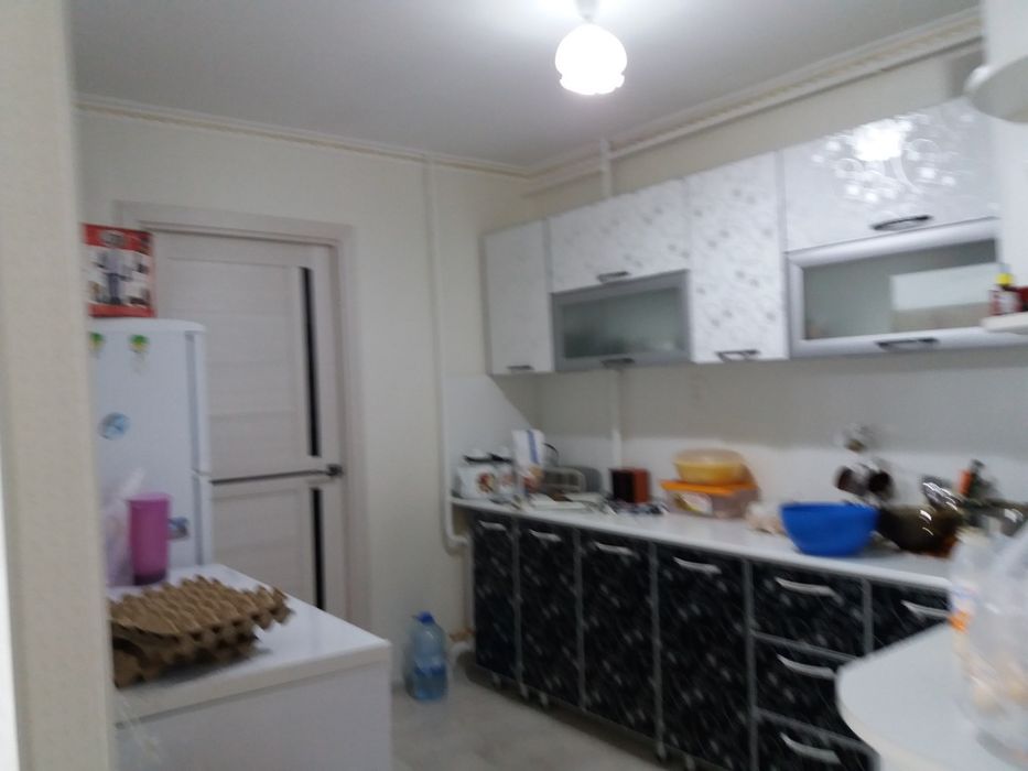 Продам 3 к. Кв 2/5 этаж 2004г.п р .Малышка
