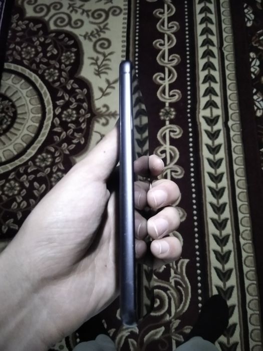 srochno samsung s21 Fe 12/256 5G vetnam sotiladi