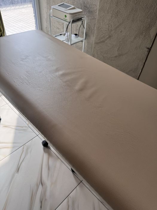 Кушетки массажные