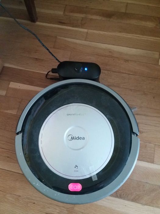 Прахосмукачка робот Мидея / Midea MR111 безжична