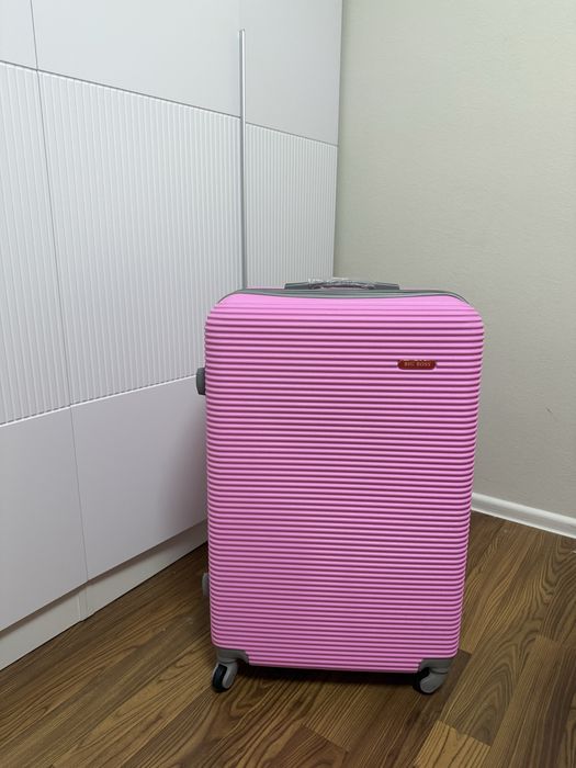 Чемодан большой L