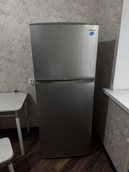 Холодильник Samsung