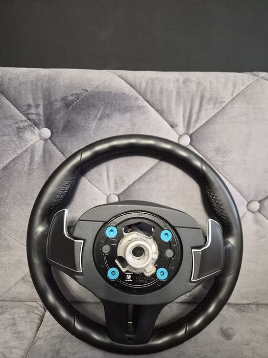 Volan BMW Seria 5 ( G30 )