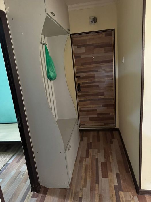 3 хонали Уй сотилади 1 Чи этаж. Жихозлари билан. Хамма шароитга эга!!!