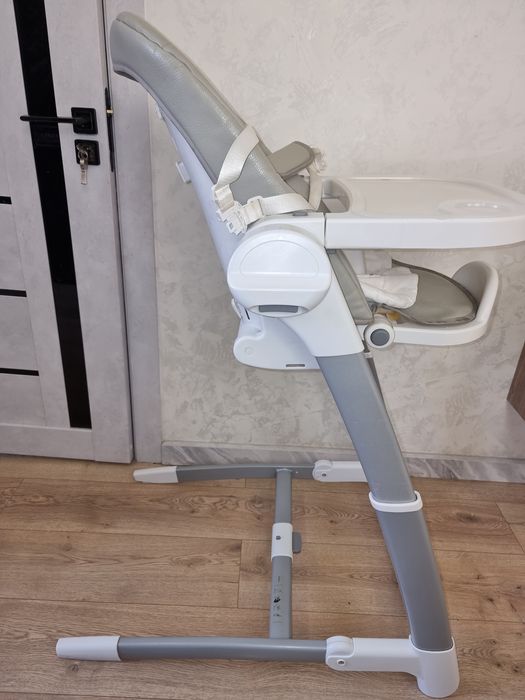 Стульчик для кормления от фирмы.. MaribeI