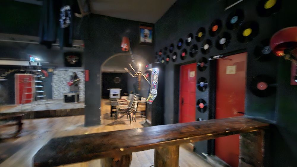 De închiriat spațiu comercial 250 m² – fost BAR pentru motocicliști