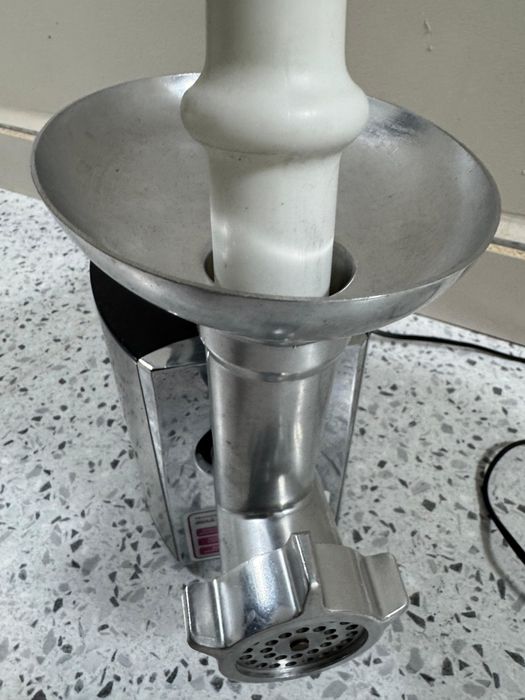 Мясорубка Maxwell