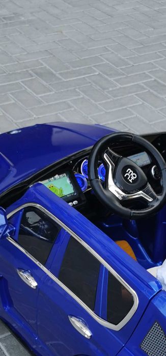 Акумулаторна кола джип BMW X5M RD500 БМВ Х5М