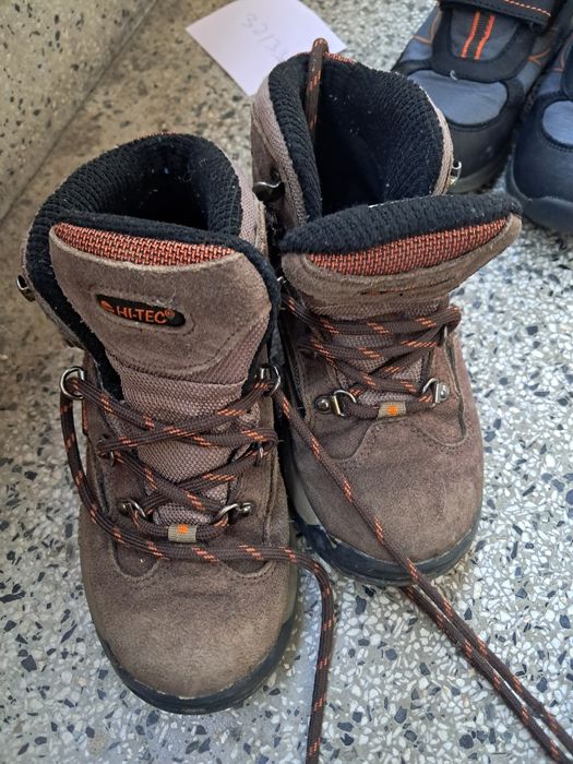 Боти 32-33 - общо 8€