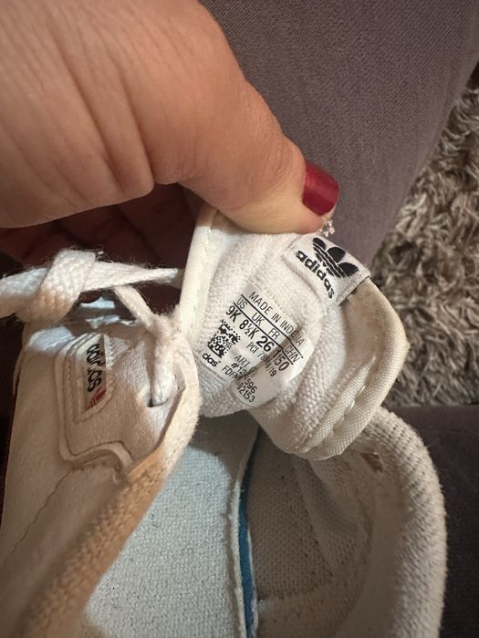 Adidas copii marimea 26