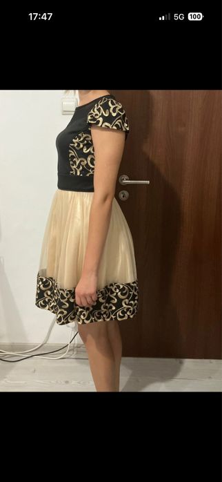 Vand rochie de ocazie