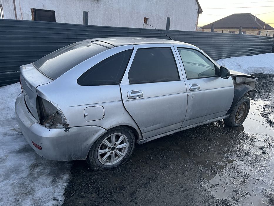 Приора на разборе 2172