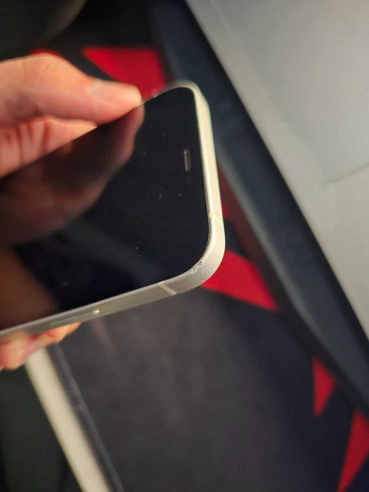 iPhone 12 работает eSim