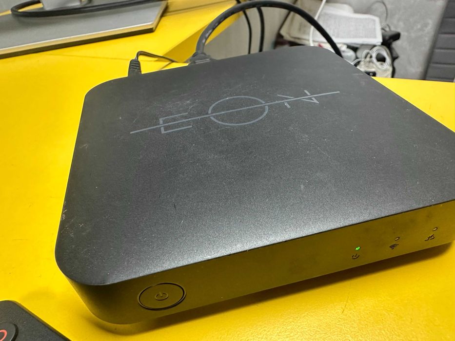 Еон тв бокс 4K HDR Android Eon TV Box