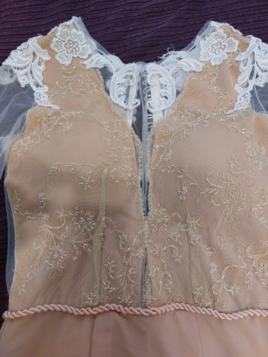 Rochie elegantă deosebită