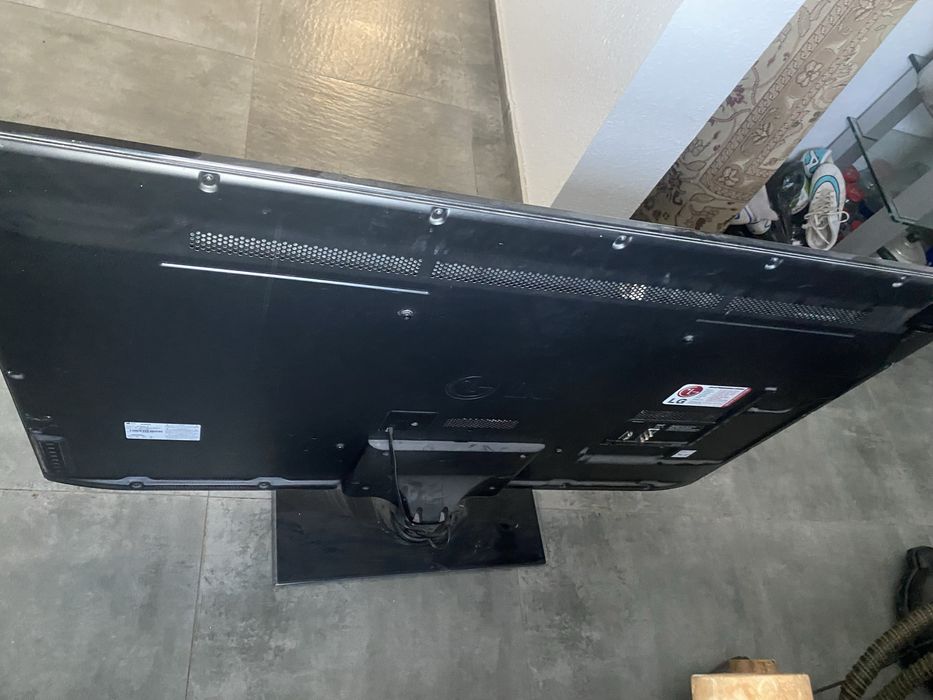 Продам Телевиз не рабочий