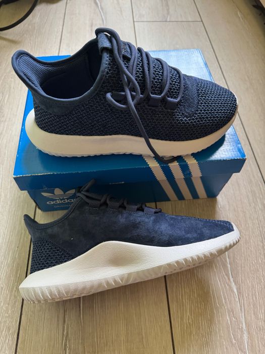 Нови оригинални маратонки Adidas