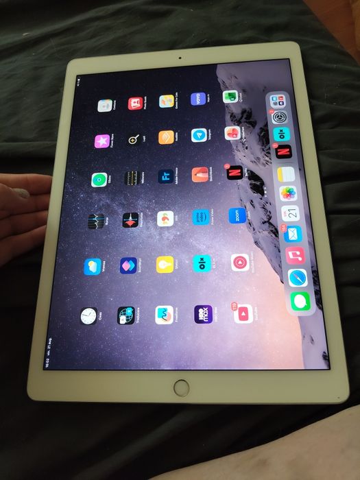 Vand tableta ipad 12.9 “