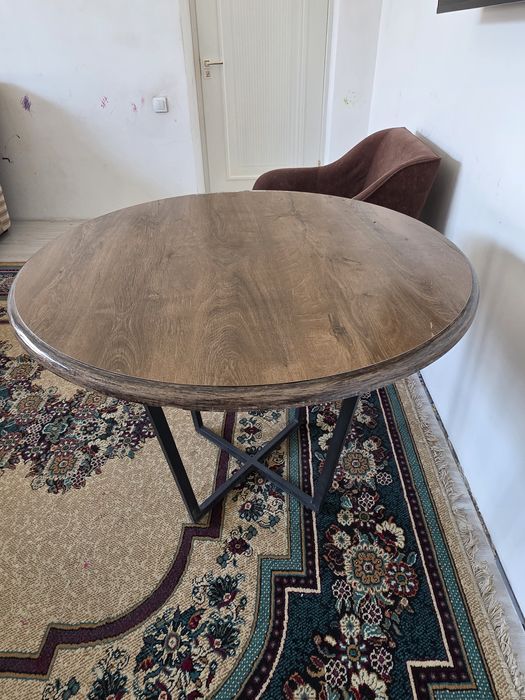 Стол круглый обеденный