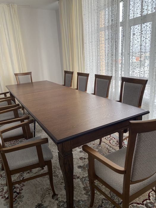 Стол гостинный со стульями