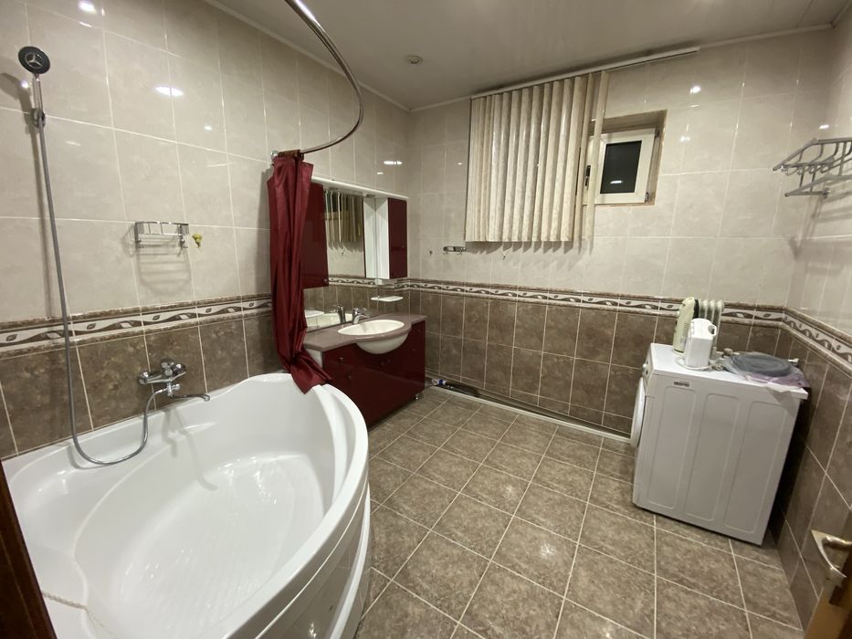 Госпитальный 4/7/9 150м2 напротив Mirobad Avenue