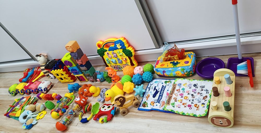 Jucărie pentru bebeluși