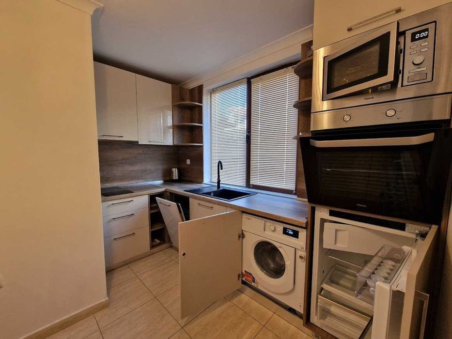 Продава се Едностаен апартамент в Свети Влас - 37 кв.м за 2038 €/кв.м - Снимка #3