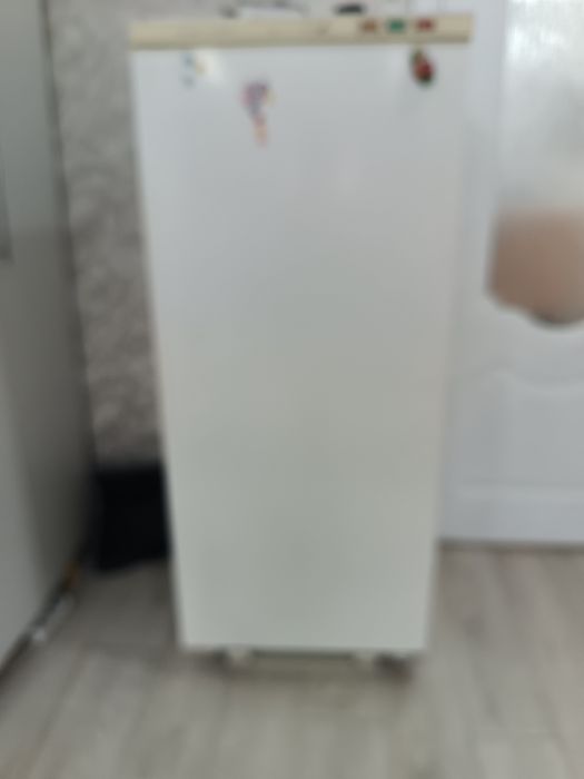 Продам морозильную камеру.